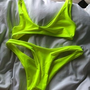 NEON GREEN NWT BIKINI ✨